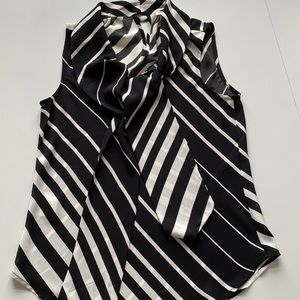 Sleeveless blouse with neck tie XS. Black and white.  Meadow Rue.